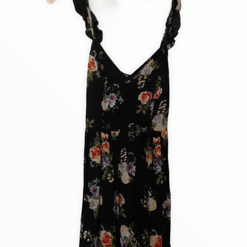 ✨BLACK FLORAL DRESS✨